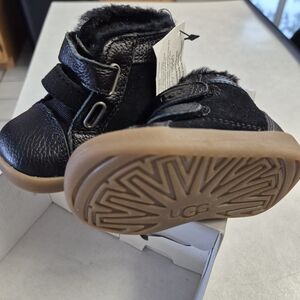 UGG Black Kids Shoes